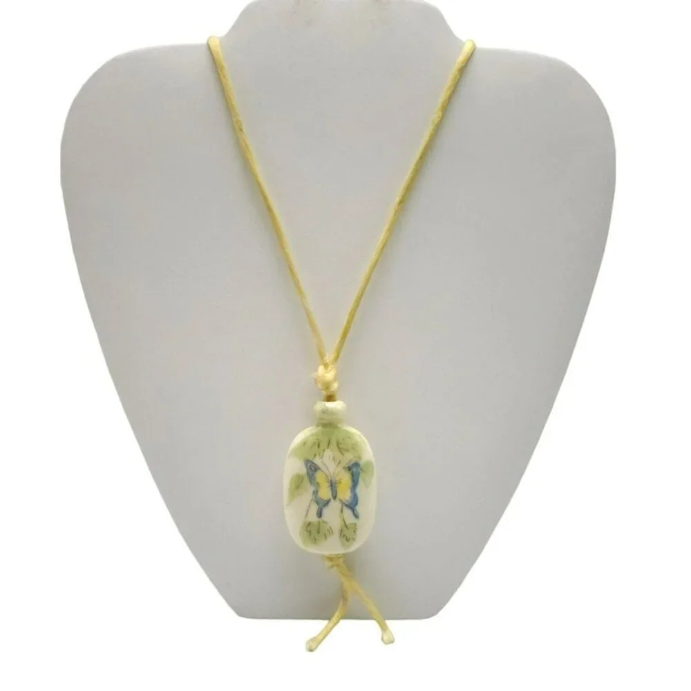 Avon Hand Painted Tender Butterfly Ceramic Pendant Necklace Vintage
